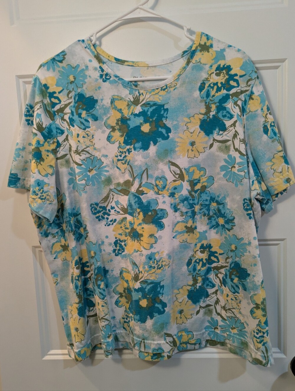 🔴 3/$15 Blair Floral Short Sleeve Tee